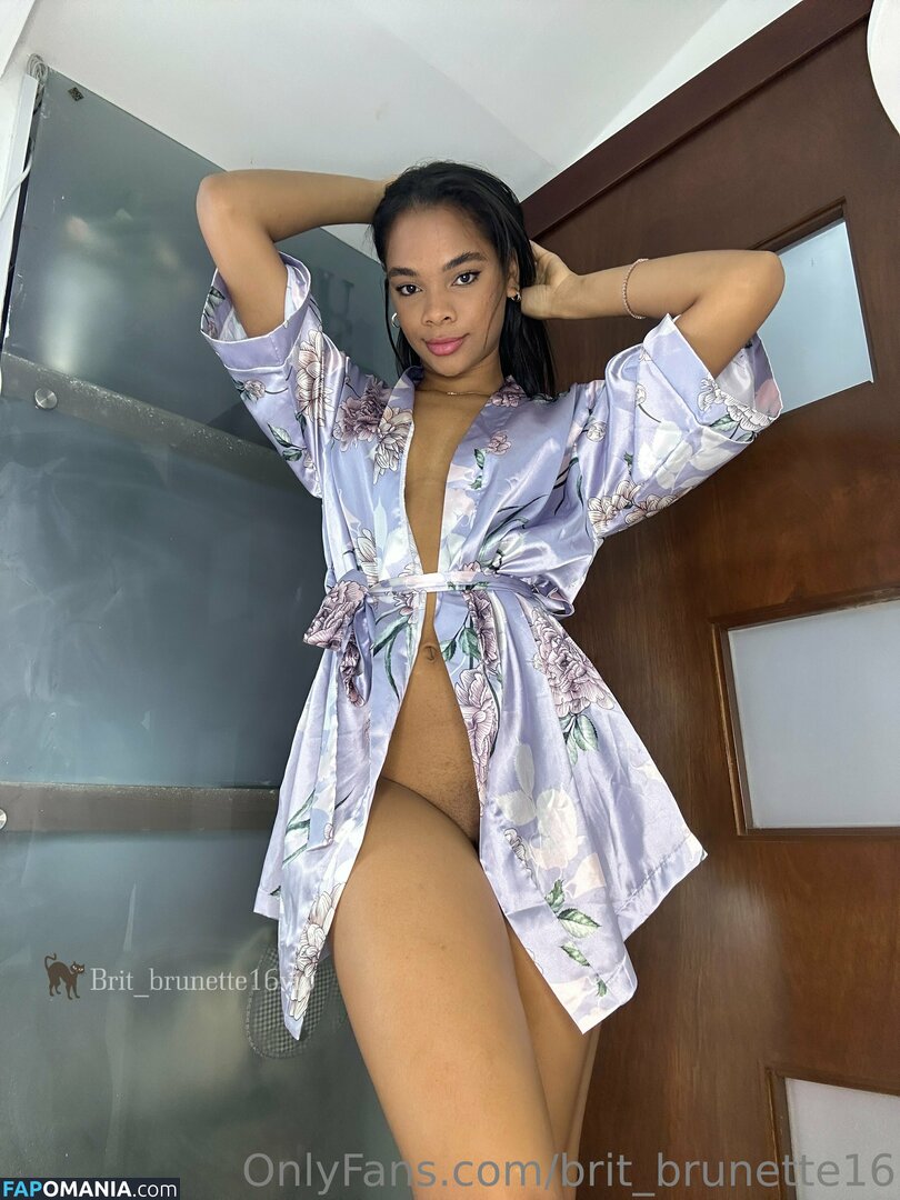 brit_brunette16 Nago OnlyFans  Przeciekłe zdjęcie #19