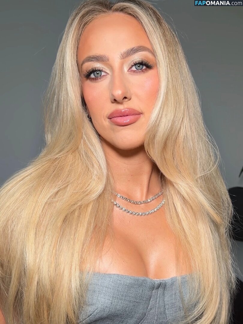 Brittany Lynne / BrittanyLynne / Mahomes / tattoosnthickthighs Nago OnlyFans  Przeciekłe zdjęcie #7