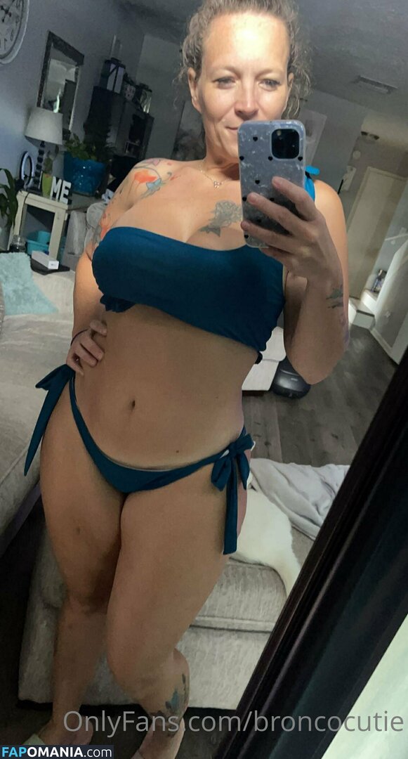 Broncocutie / _______.onlyfans._______ Nago OnlyFans  Przeciekłe zdjęcie #17