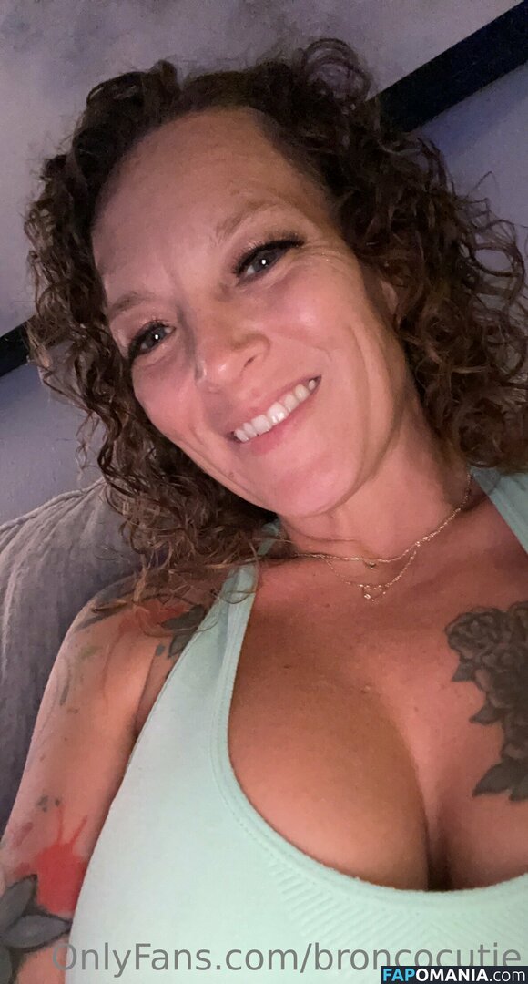 Broncocutie / _______.onlyfans._______ Nago OnlyFans  Przeciekłe zdjęcie #25