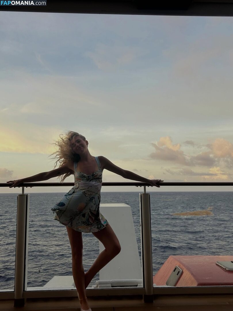 Brynn Rumfallo / brynnrumfallo Nago OnlyFans  Przeciekłe zdjęcie #246