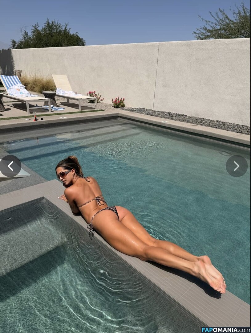 Builtbybells / bellabumzy / builtbybellls Nago OnlyFans  Przeciekłe zdjęcie #11
