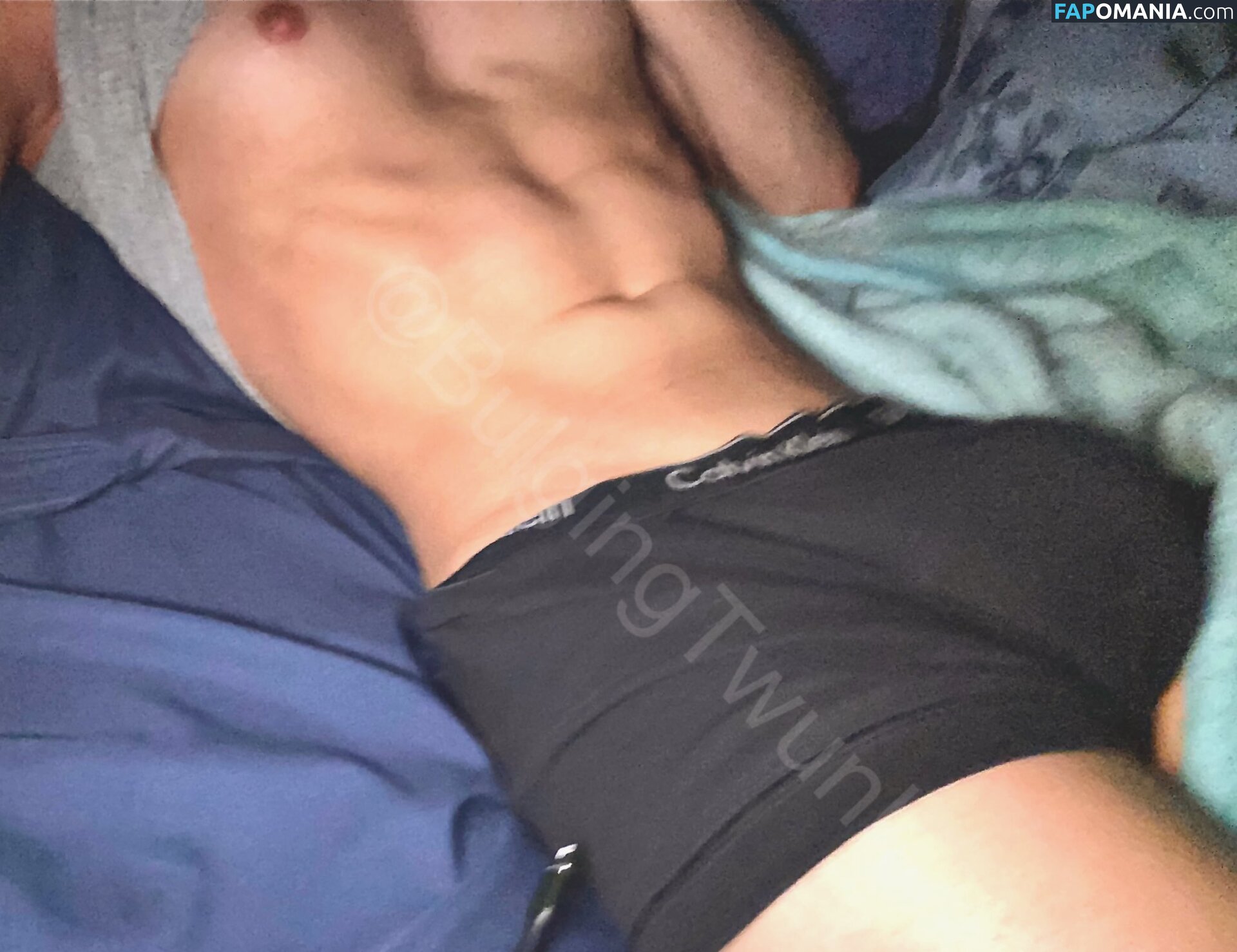 BulgingTwunk / bulging_twunk / https: Nago OnlyFans  Przeciekłe zdjęcie #2
