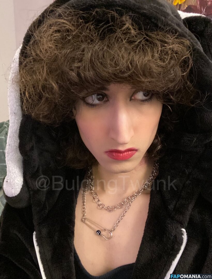 BulgingTwunk / bulging_twunk / https: Nago OnlyFans  Przeciekłe zdjęcie #6