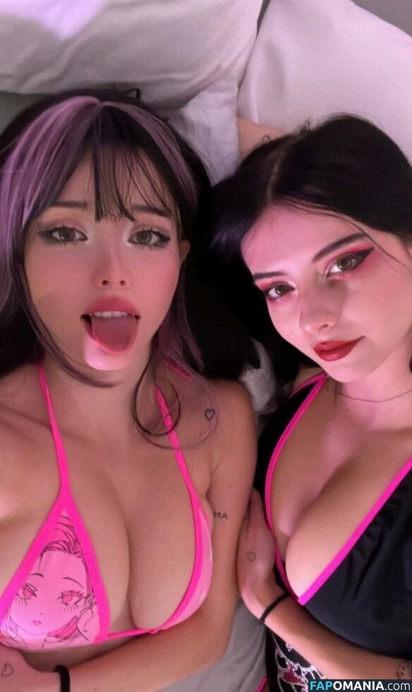 Burch Twins / juliaaburch Nago OnlyFans  Przeciekłe zdjęcie #3