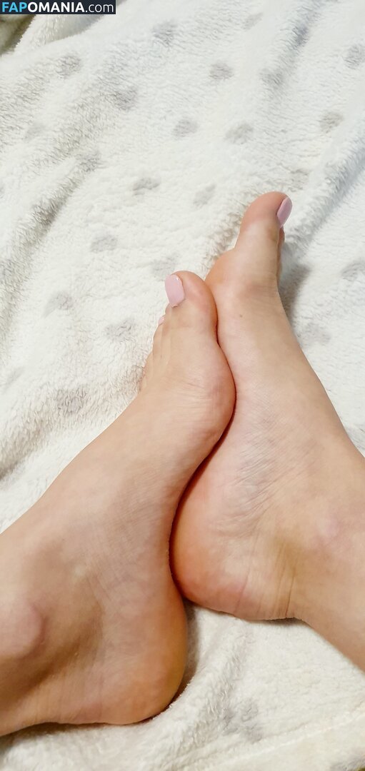 Busty_Ema / MrsRobie / Mrs_Robie / Wild_Kittycat / busty_model_ / bustyema / https: Nago OnlyFans  Przeciekłe zdjęcie #322