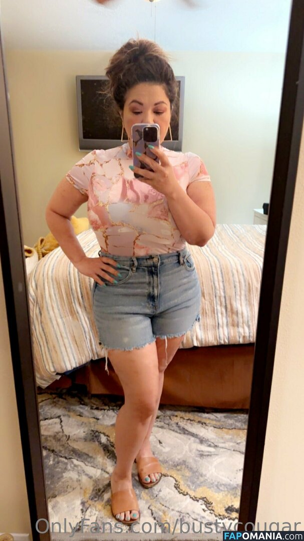 bustycougar Nago OnlyFans  Przeciekłe zdjęcie #3