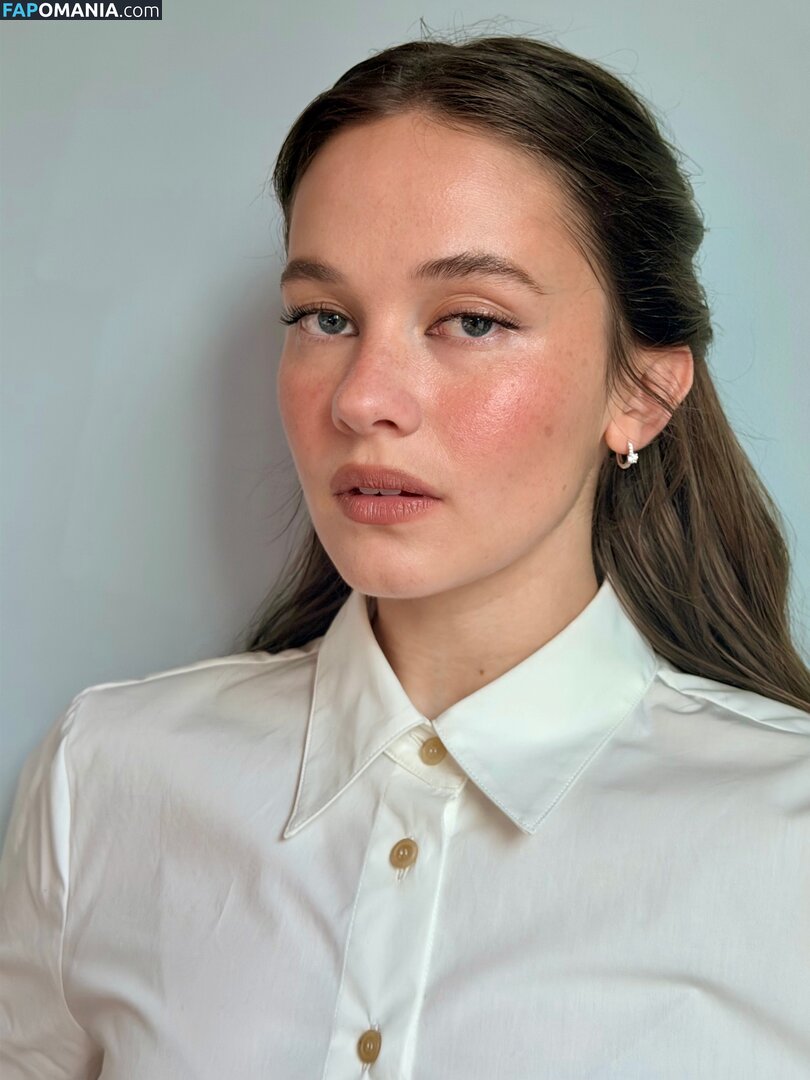 Cailee Spaeny / caileespaeny Nago OnlyFans  Przeciekłe zdjęcie #337