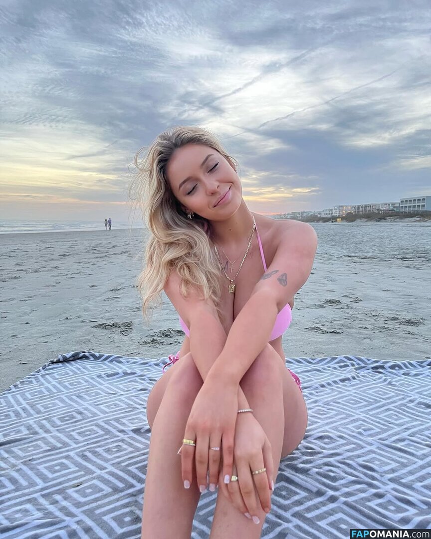 Caitlin Betterly / caitlin.betterly Nago OnlyFans  Przeciekłe zdjęcie #3
