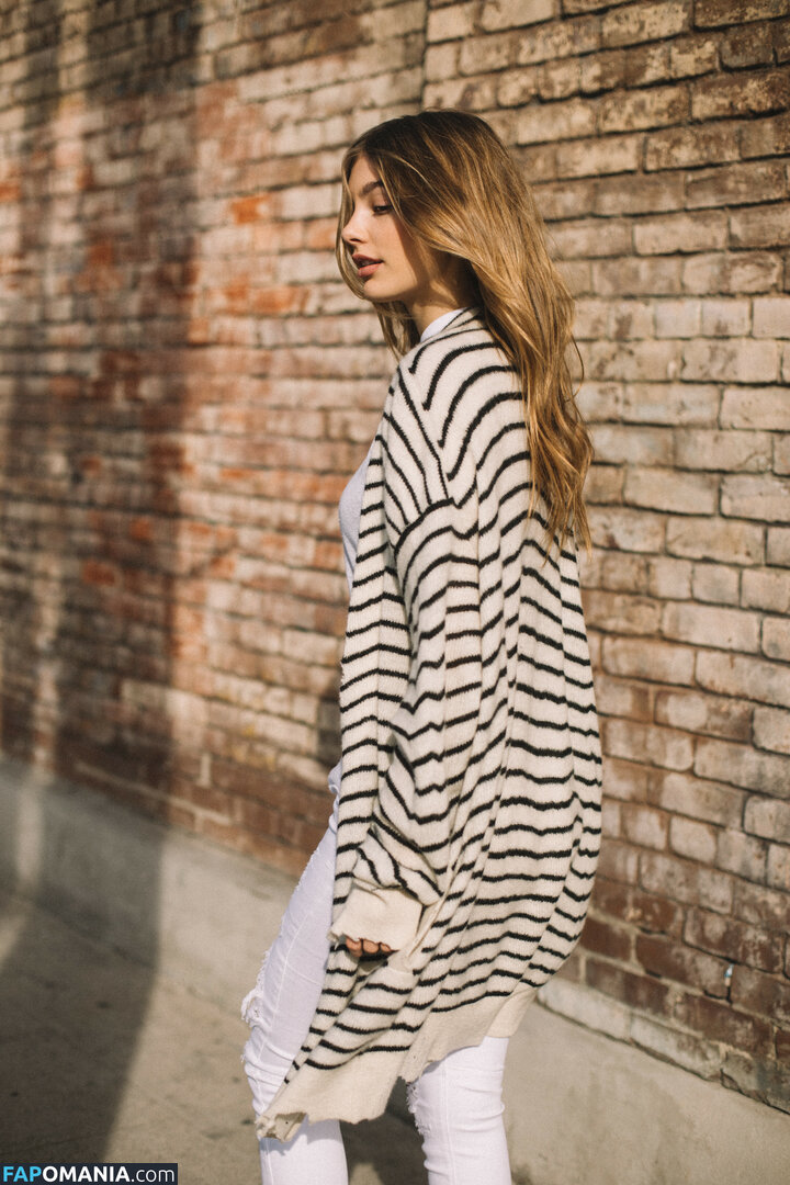 Camila Morrone / camilamorrone Nago OnlyFans  Przeciekłe zdjęcie #297