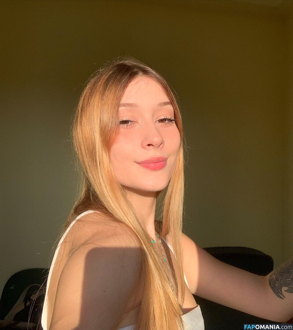 Camille Andretto / camilleadrt Nago OnlyFans  Przeciekłe zdjęcie #7