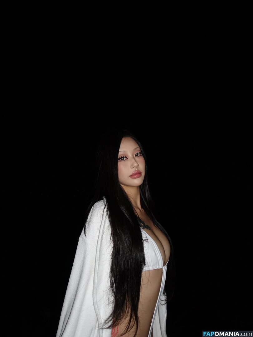 camocashy / camokr / https: Nago OnlyFans  Przeciekłe zdjęcie #19