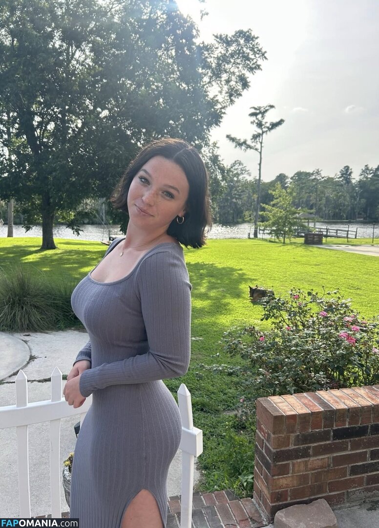 can.i.millie.rock.now Nago OnlyFans  Przeciekłe zdjęcie #1