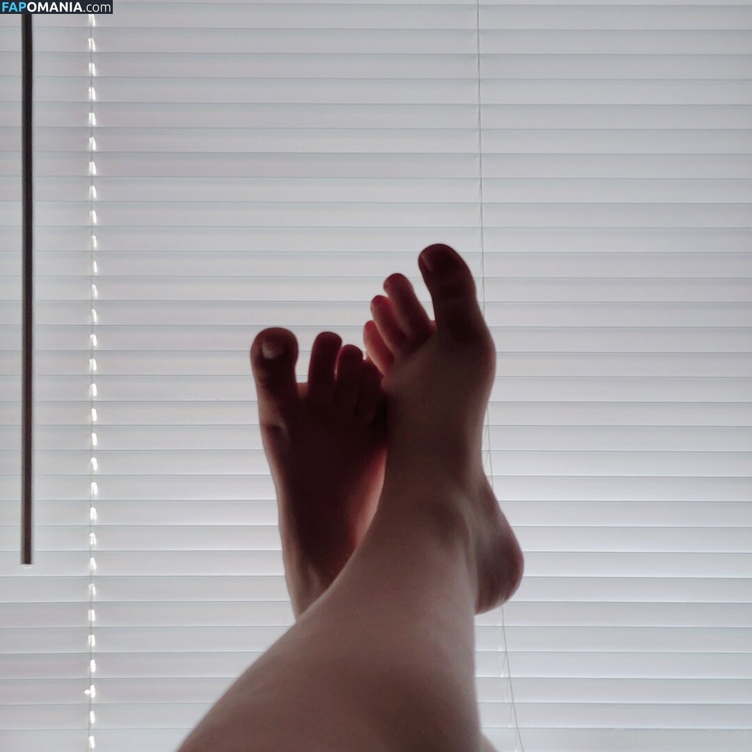 candace.feet Nago OnlyFans  Przeciekłe zdjęcie #2