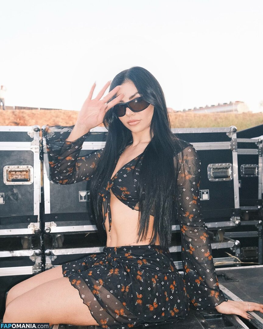 carlafariaadv Nago OnlyFans  Przeciekłe zdjęcie #1