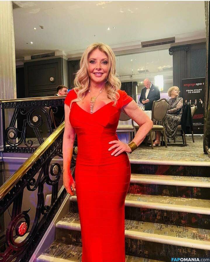 Carol Vorderman Nago OnlyFans  Przeciekłe zdjęcie #7