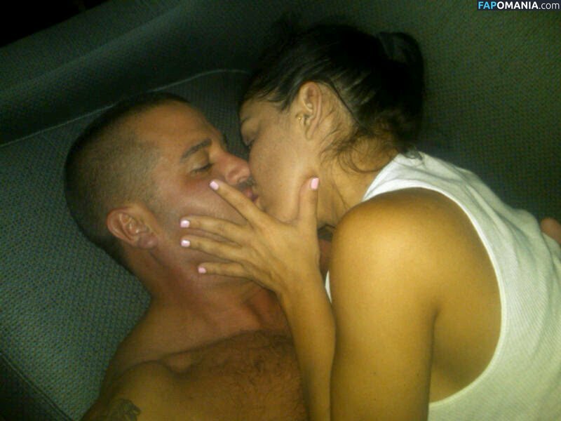 Carol / c.a.r.o.l.b / carolhot69 / carolinnx Nago OnlyFans  Przeciekłe zdjęcie #22