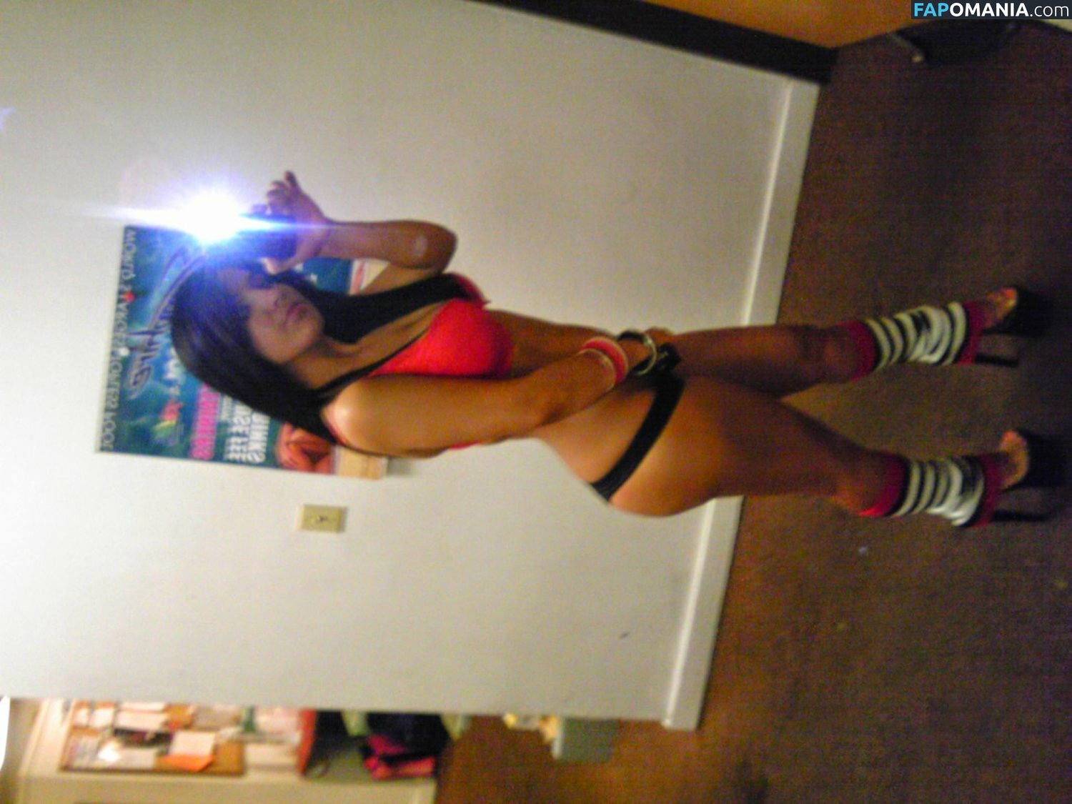 Carol / c.a.r.o.l.b / carolhot69 / carolinnx Nago OnlyFans  Przeciekłe zdjęcie #26