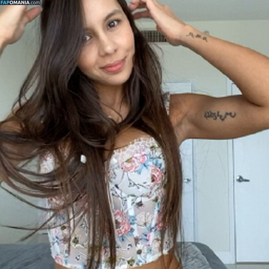 AtenaXXX / Carolina Nieto Restrepo / caroni_re13 Nago OnlyFans  Przeciekłe zdjęcie #167