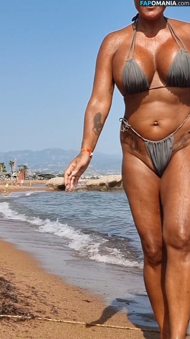 Caroline Öberg / carrooberg Nago OnlyFans  Przeciekłe zdjęcie #10