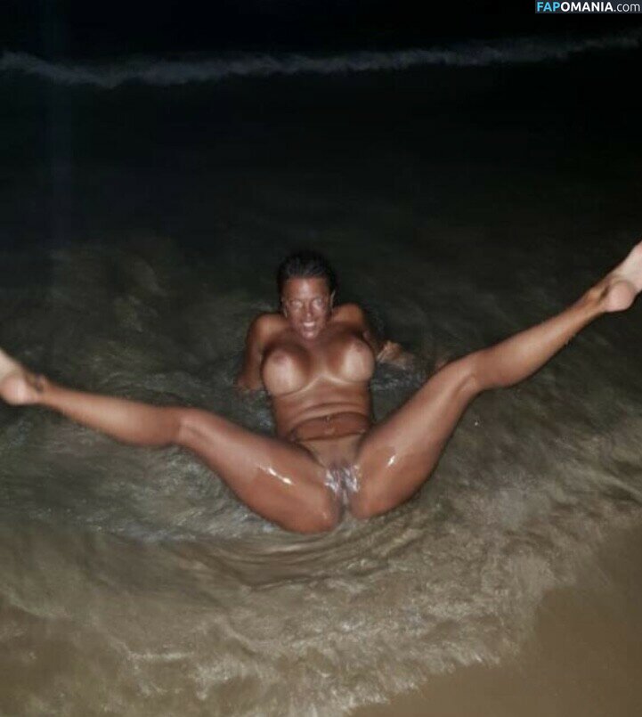 Caroline Öberg / carrooberg Nago OnlyFans  Przeciekłe zdjęcie #23