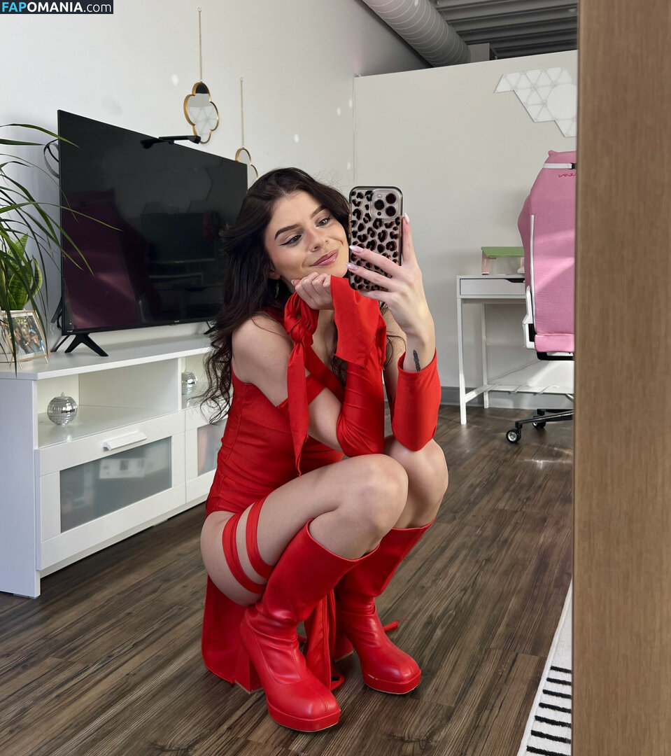 Cassiana Pozzi / cassianapozzi Nago OnlyFans  Przeciekłe zdjęcie #1