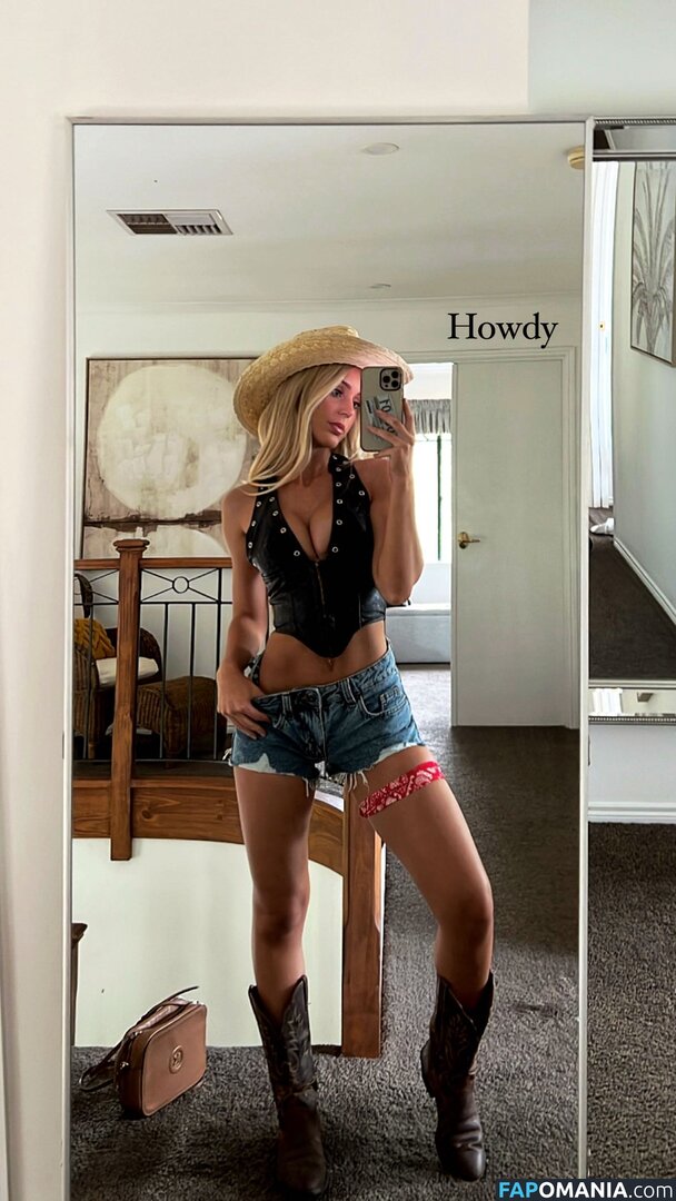 Cassie And Chloe Roberts Nago OnlyFans  Przeciekłe zdjęcie #1
