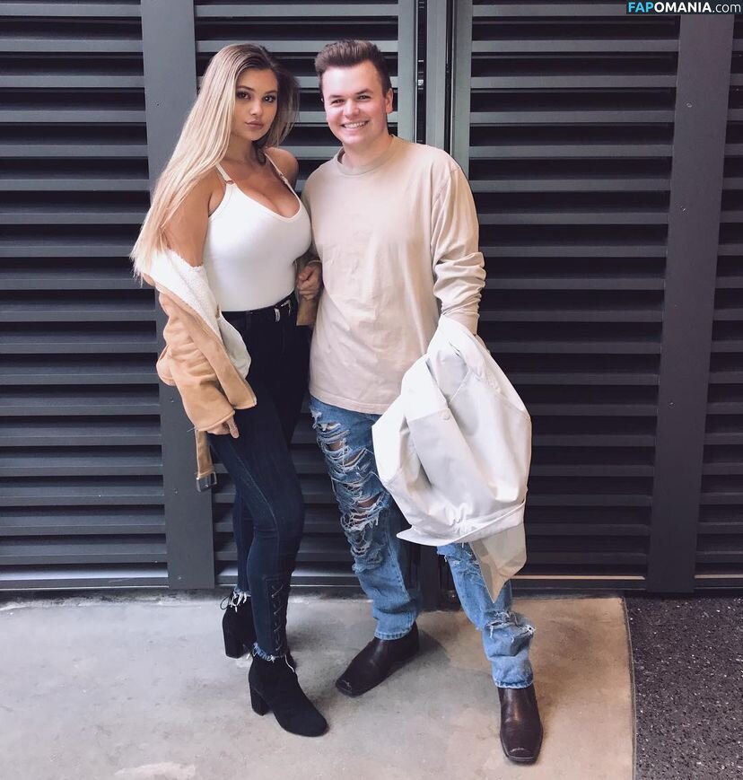 Catie Archambeau / catie.a Nago OnlyFans  Przeciekłe zdjęcie #16