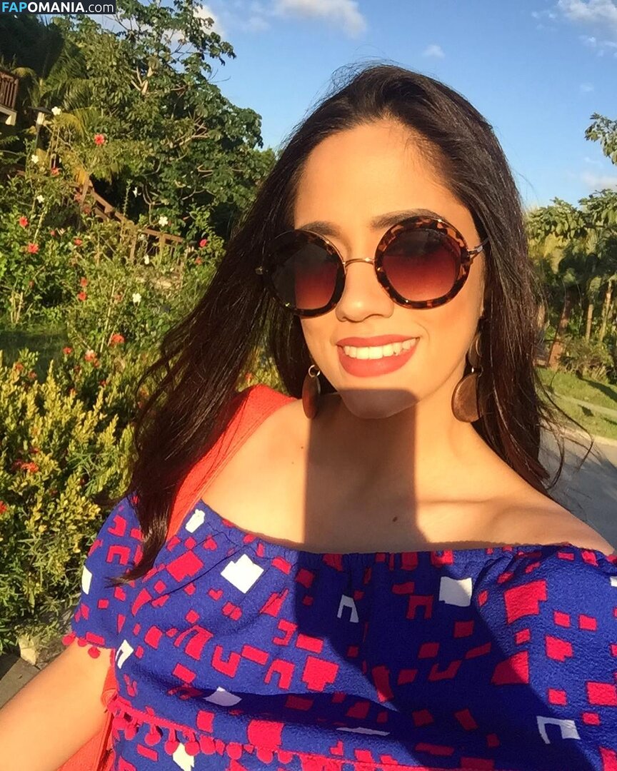Cecilia Rossell / ceciliarossellhn Nago OnlyFans  Przeciekłe zdjęcie #20