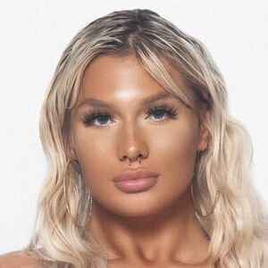Chanel Luxx
