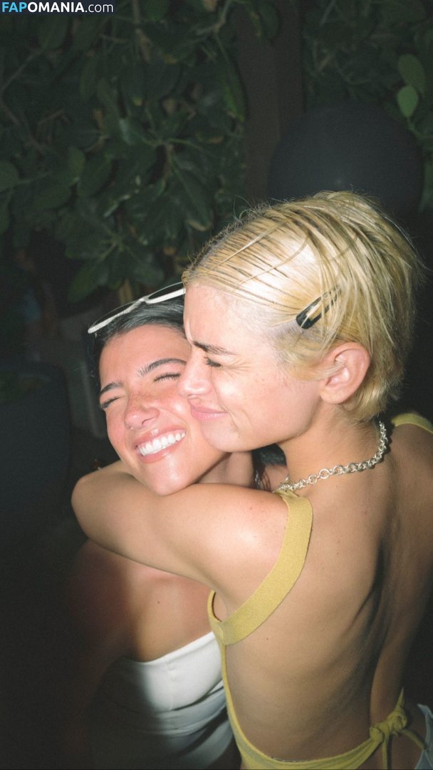 Charli D'Amelio / Charli Damelio / charlidamelio / charliesdamelio Nago OnlyFans  Przeciekłe zdjęcie #45