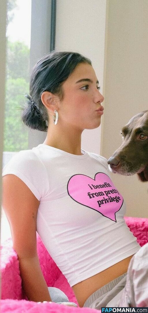 Charli D'Amelio / Charli Damelio / charlidamelio / charliesdamelio Nago OnlyFans  Przeciekłe zdjęcie #562