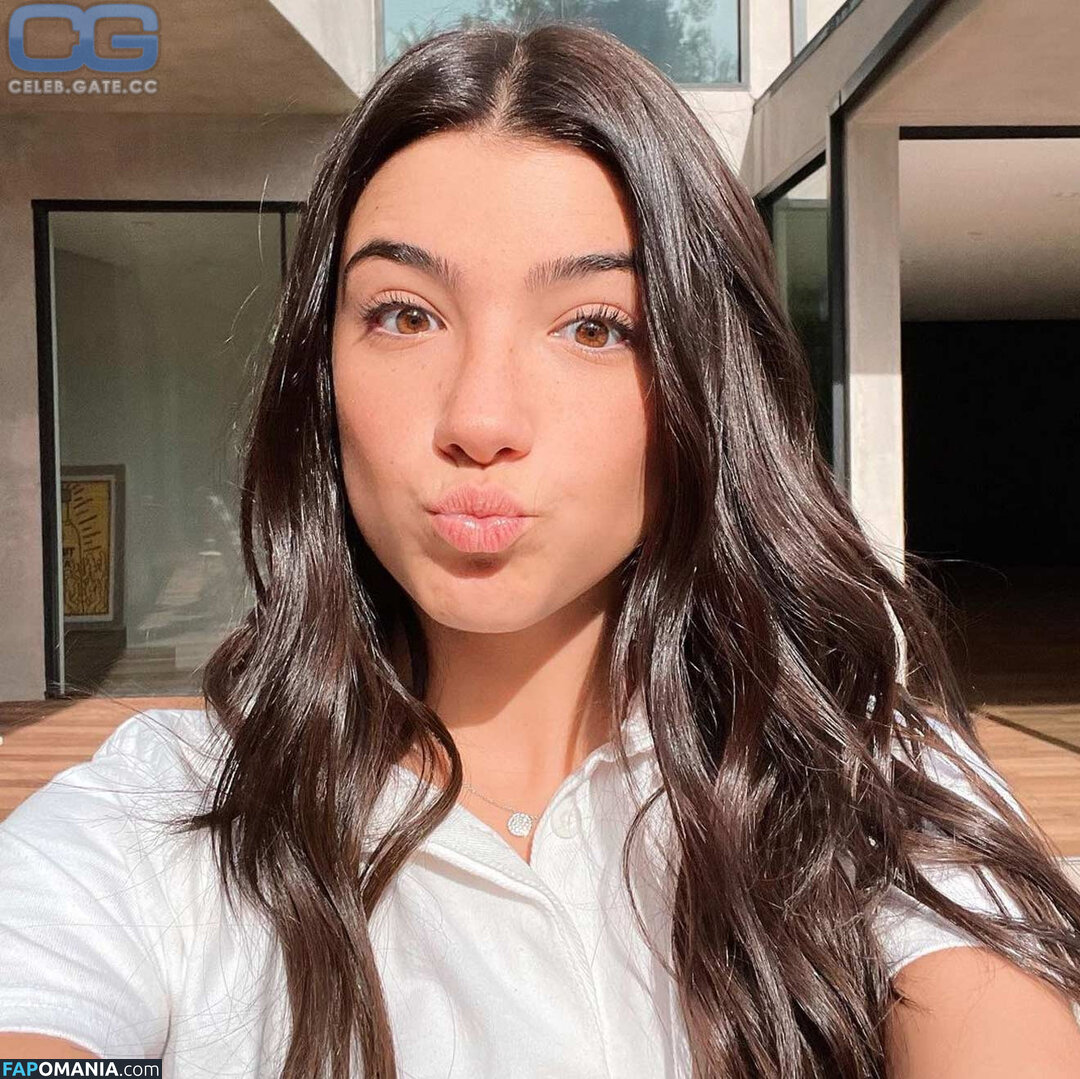 Charli D'Amelio / Charli Damelio / charlidamelio / charliesdamelio Nago OnlyFans  Przeciekłe zdjęcie #1557