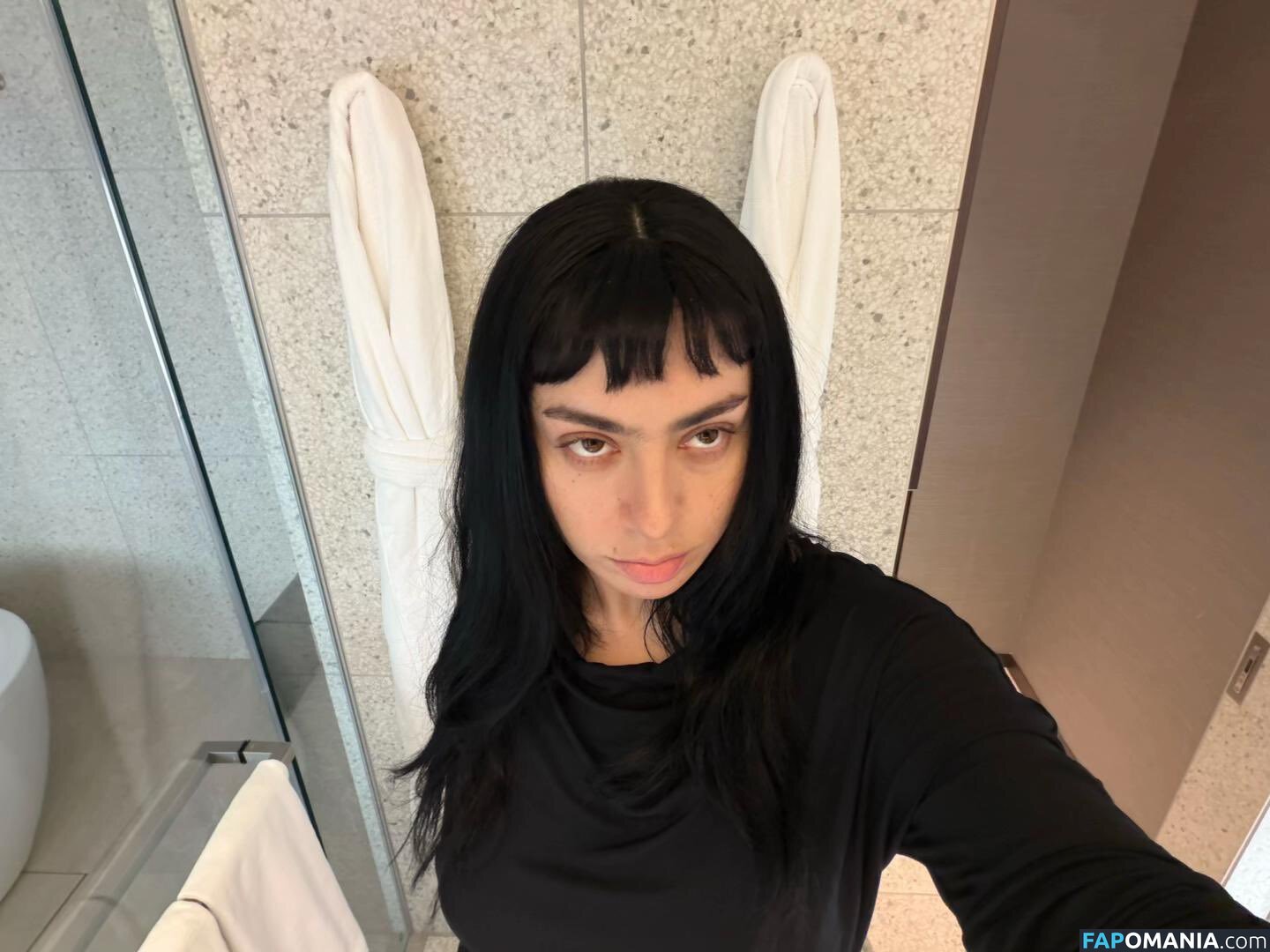 Charli XCX / charli_xcx / charlignarly / charlixcx / https: Nago OnlyFans  Przeciekłe zdjęcie #1289