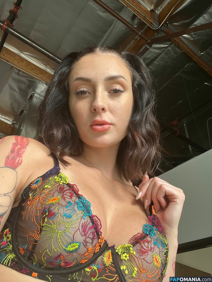Charlotte Sins / charlote_sins / charlottesins / charlottesinssfw Nago OnlyFans  Przeciekłe zdjęcie #33