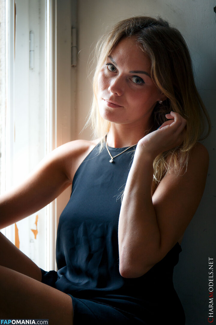 CharmModels / charm_models_women_fashion Nago OnlyFans  Przeciekłe zdjęcie #1106