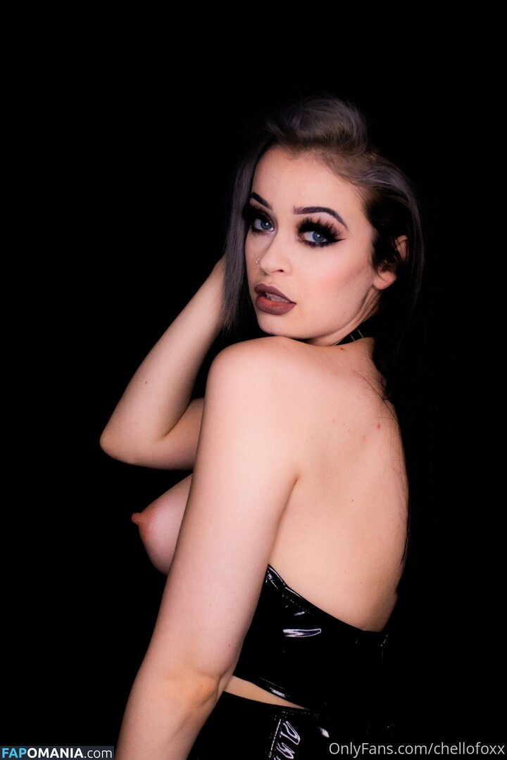 Chellofoxx Nago OnlyFans  Przeciekłe zdjęcie #4