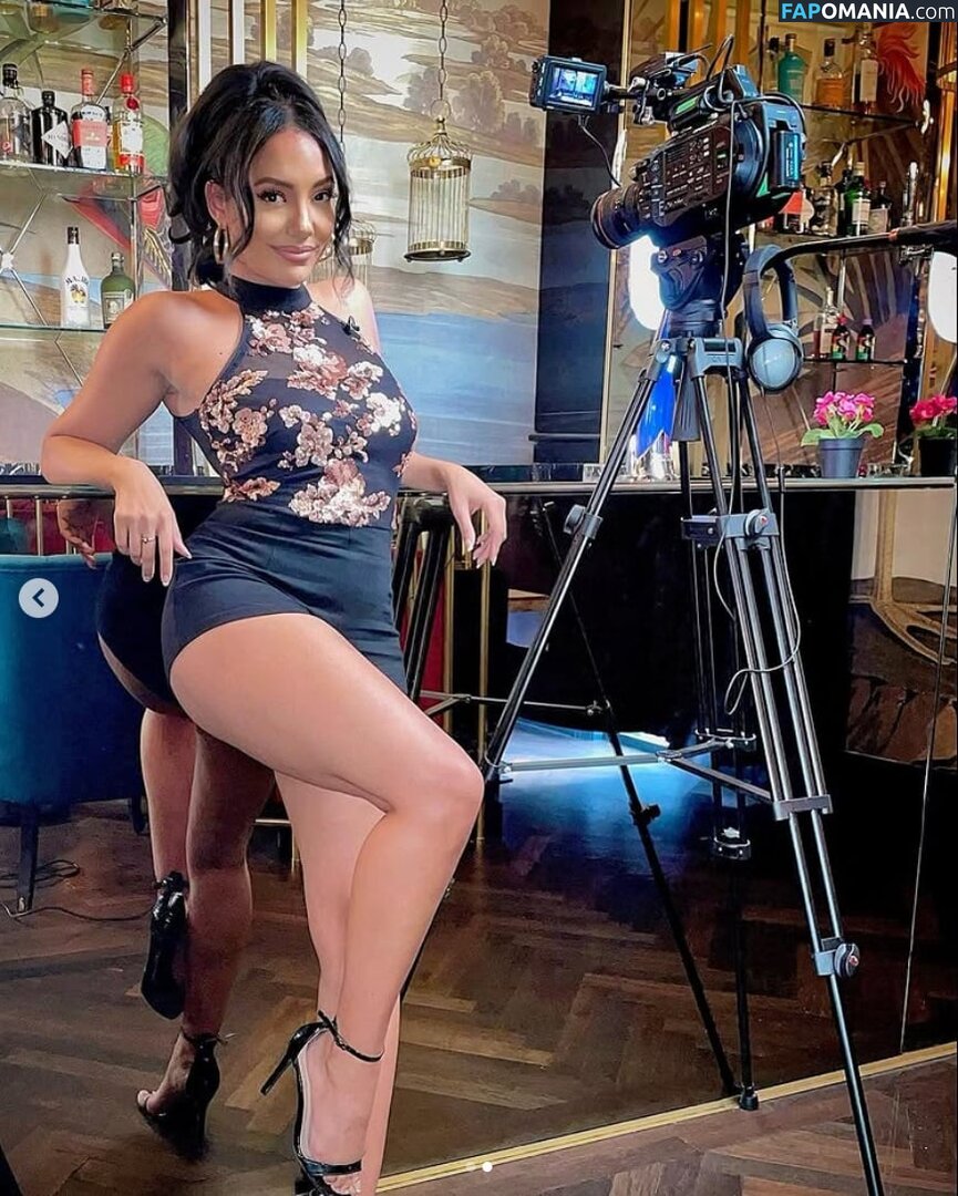 Chian Reynolds Nago OnlyFans  Przeciekłe zdjęcie #1