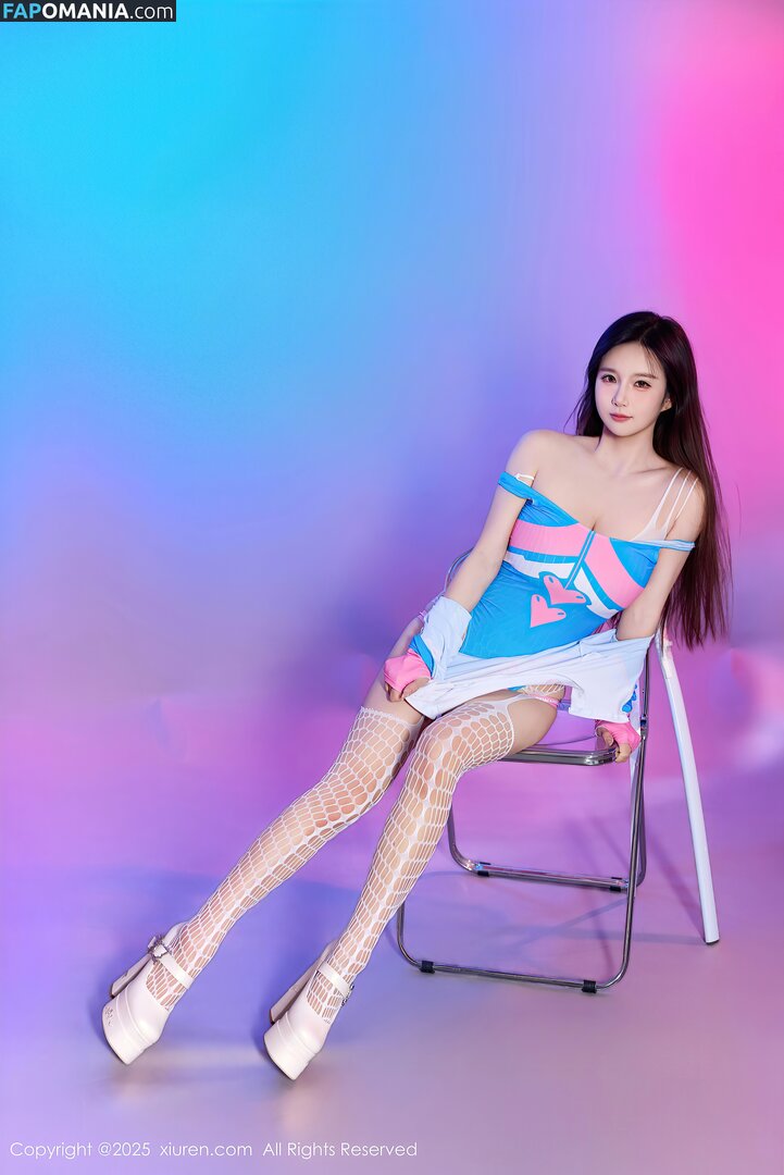 China Xiuren Leaks / xiurenofficial Nago OnlyFans  Przeciekłe zdjęcie #4
