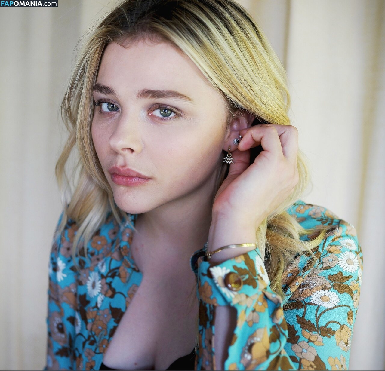 Chloë Grace Moretz / chloegmoretz / https: Nago OnlyFans  Przeciekłe zdjęcie #597