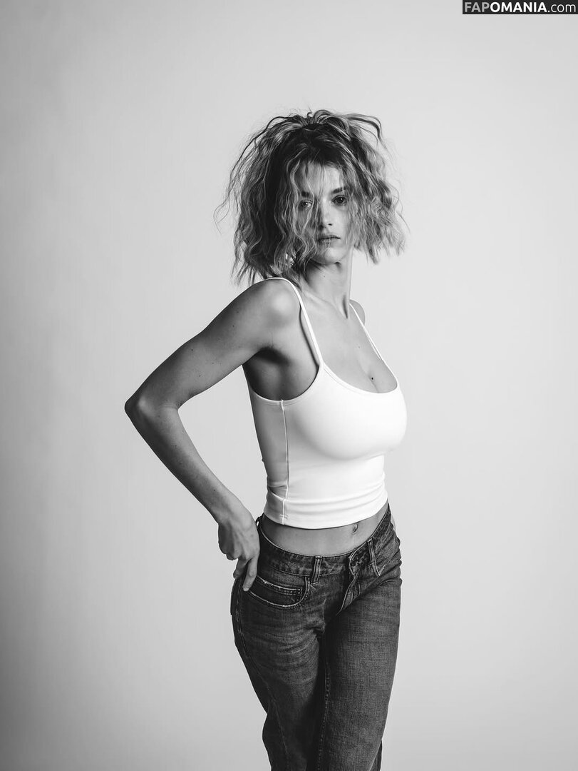 Chloe East / chloeeast Nago OnlyFans  Przeciekłe zdjęcie #4