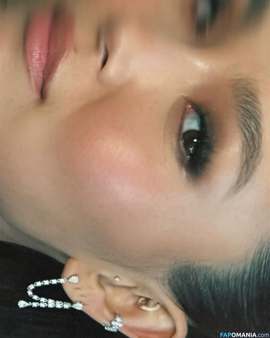 Chloe Kim / chloekim / thechloekim Nago OnlyFans  Przeciekłe zdjęcie #9