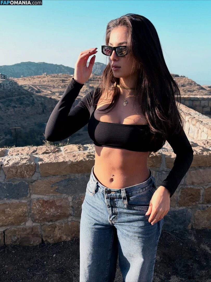 chloeabouserhal / chloealvara Nago OnlyFans  Przeciekłe zdjęcie #1