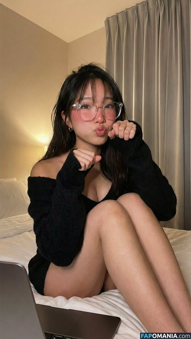 chloeebabyyyy / https: Nago OnlyFans  Przeciekłe zdjęcie #7