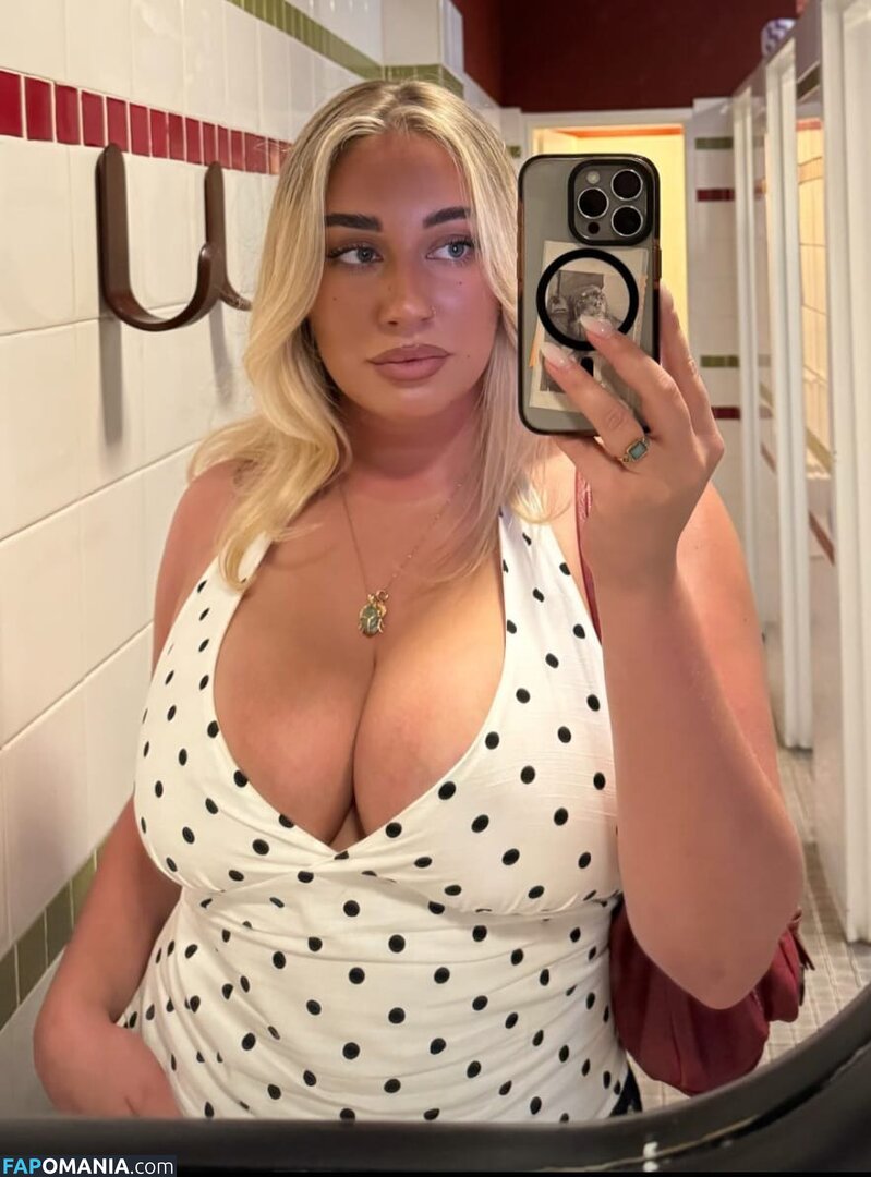 chloemoriondo / https: Nago OnlyFans  Przeciekłe zdjęcie #13
