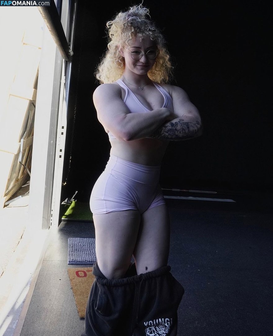 Chloethehokage / chloegrahamx / chloemirisch Nago OnlyFans  Przeciekłe zdjęcie #2