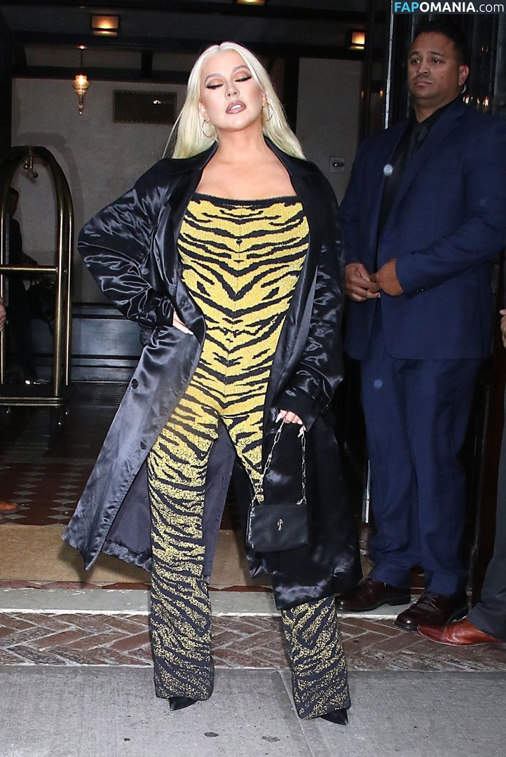 Christina Aguilera Nago Przeciekłe zdjęcie #38