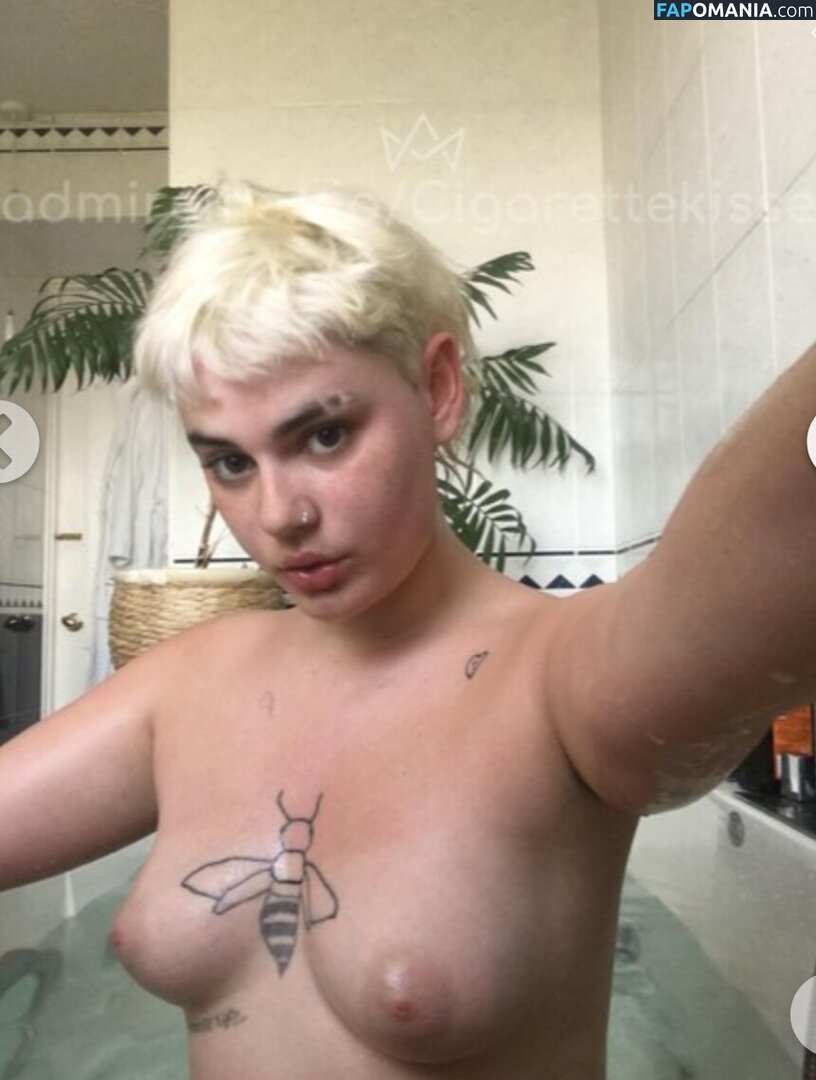 Sexlesspistols / cigarettekisses Nago OnlyFans  Przeciekłe zdjęcie #1