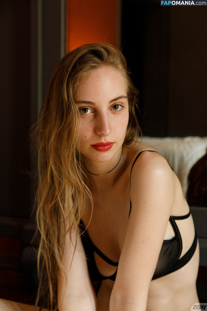 Claudia Lion / Claurilion / officialcclionx Nago OnlyFans  Przeciekłe zdjęcie #9