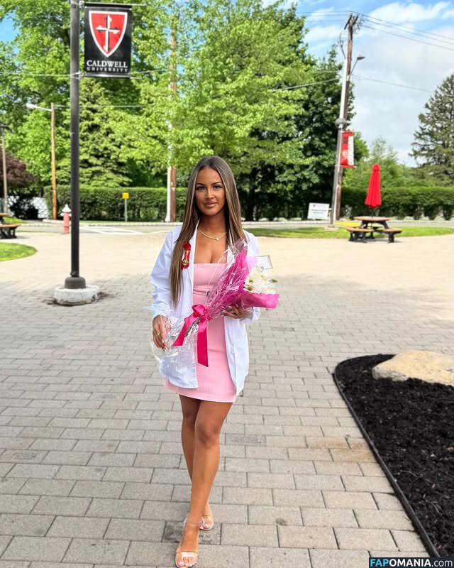 Corinnerg_ Nago OnlyFans  Przeciekłe zdjęcie #1